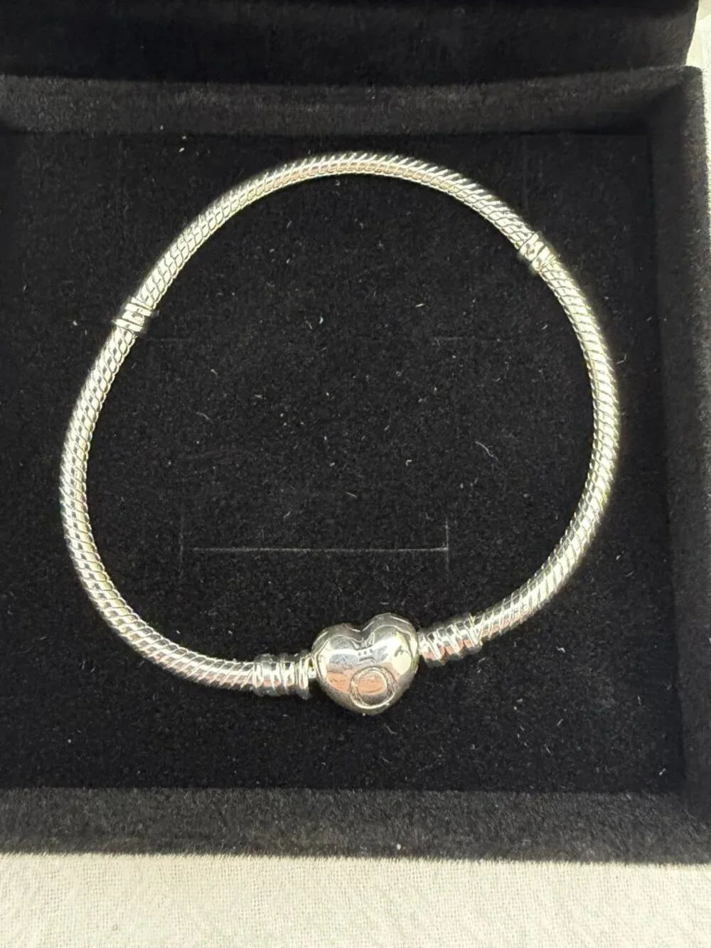 💖Pandora Moments Heart Clasp Bangle 7.5 in